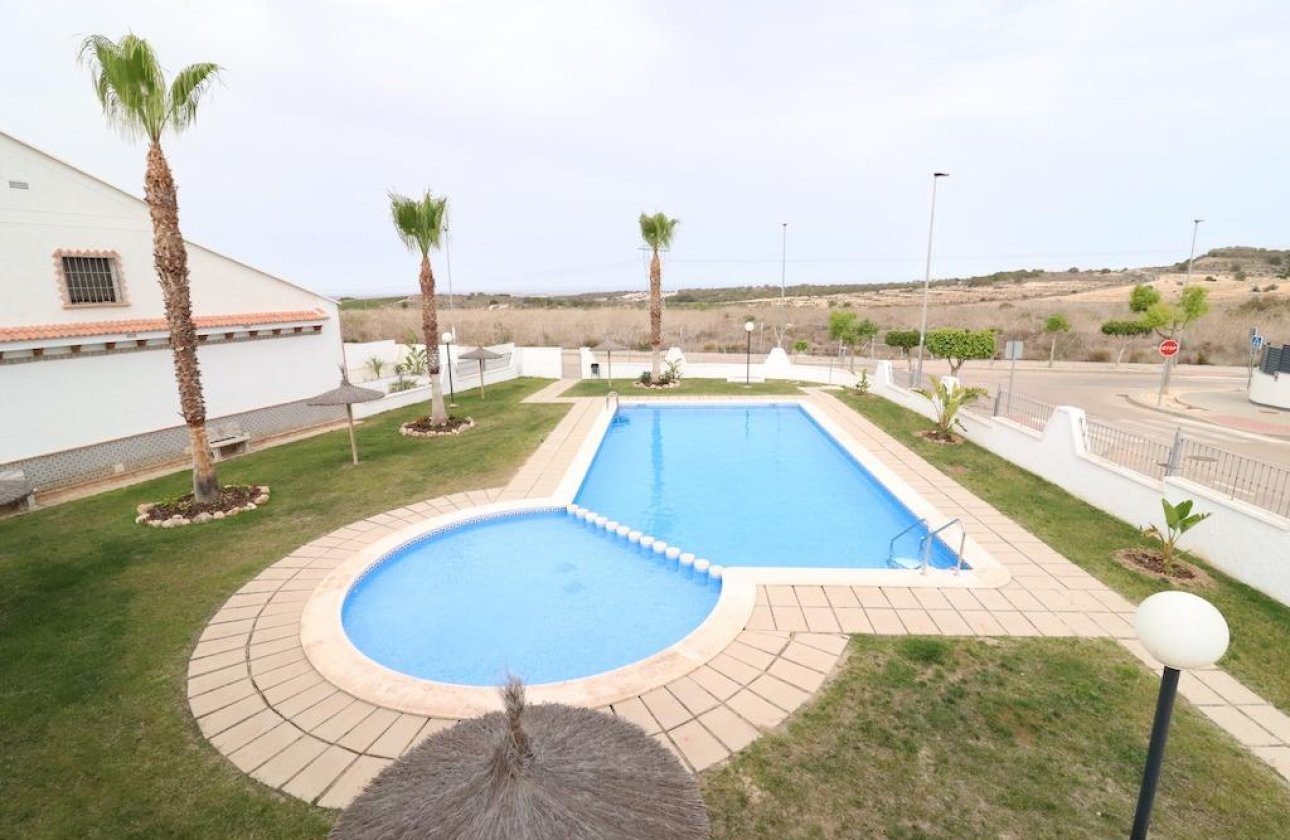 Revente - Town House -
San Miguel de Salinas - Inland