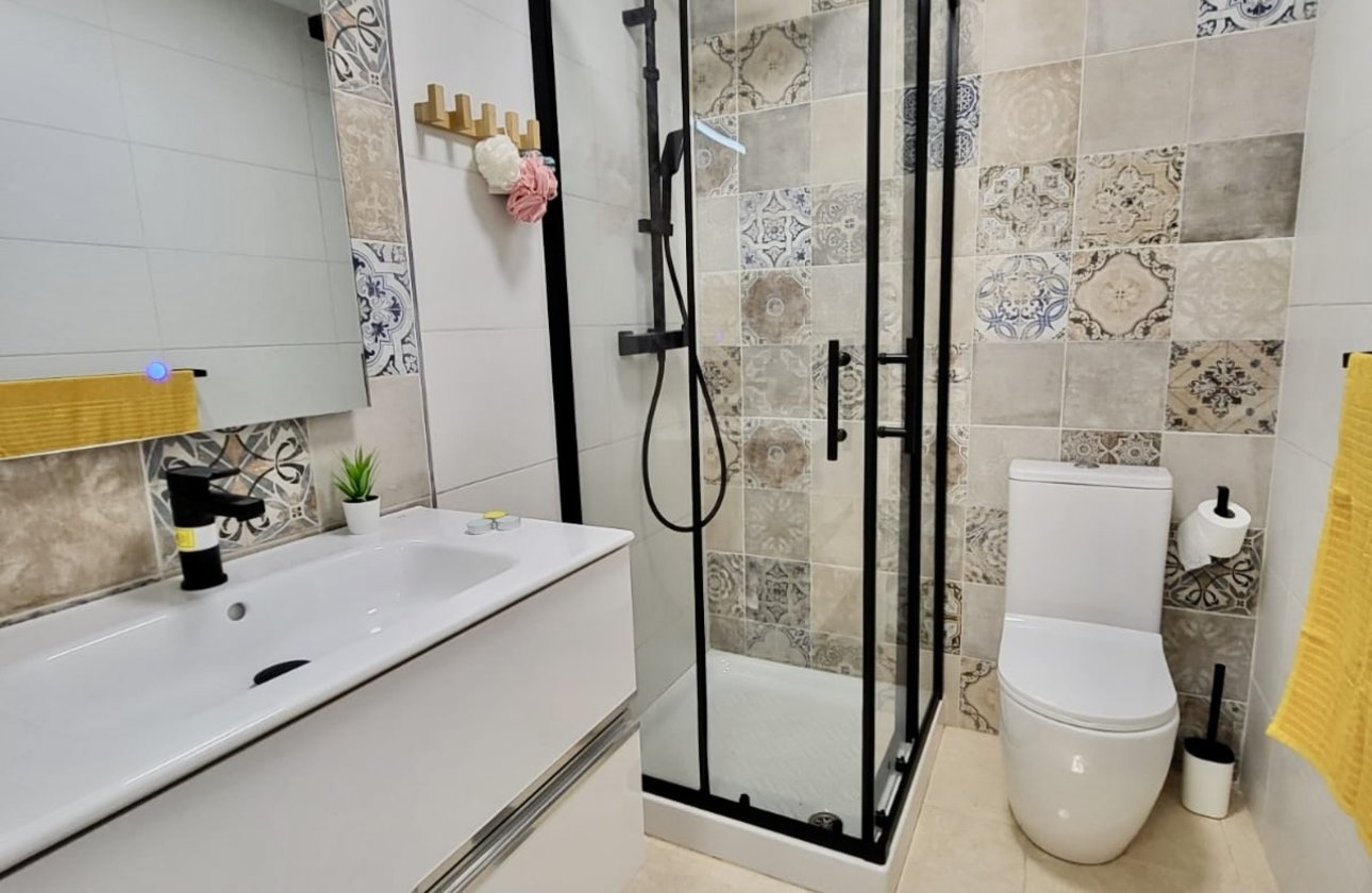 Revente - Town House -
San Miguel de Salinas - Inland