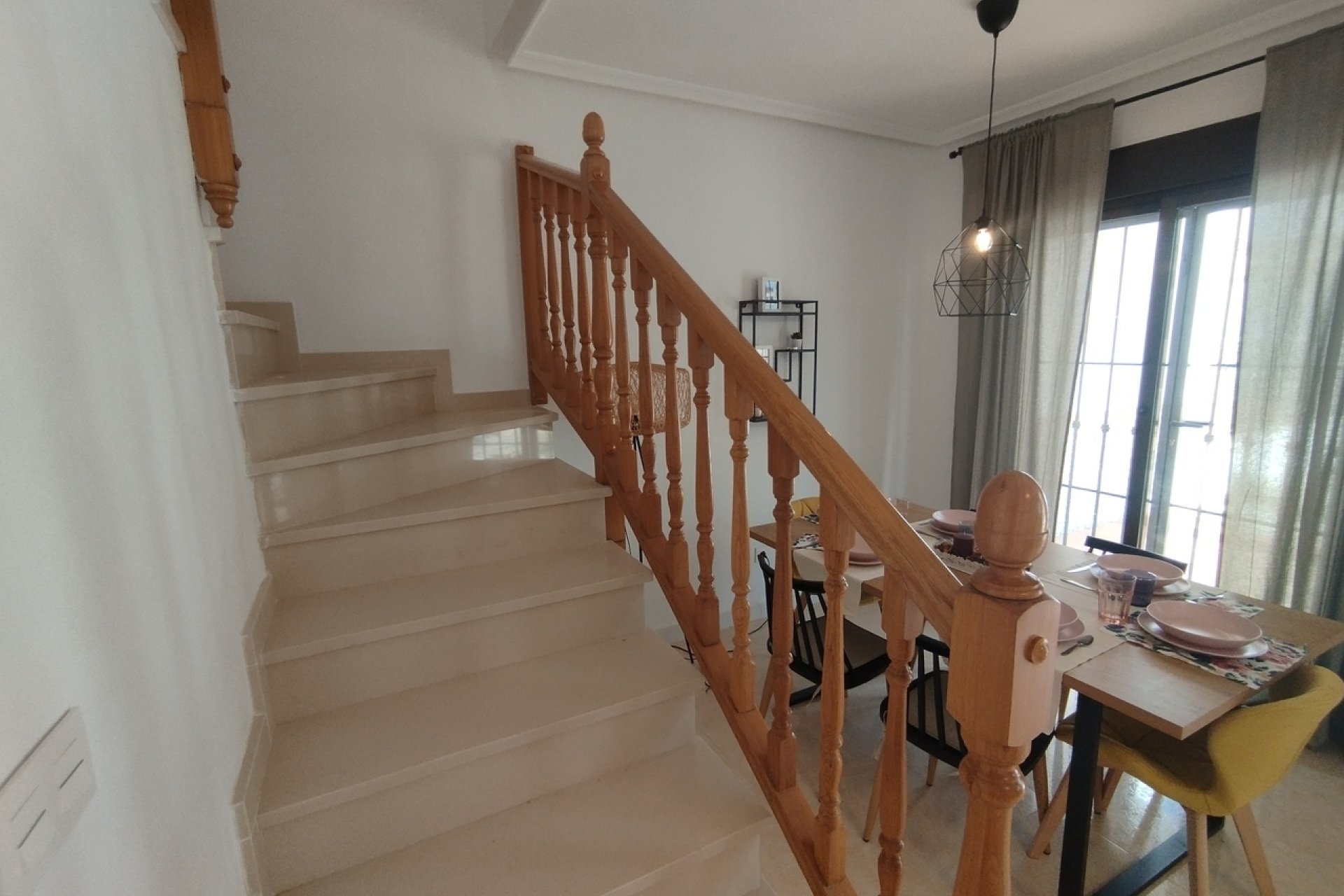 Revente - Town House -
San Miguel de Salinas - Inland