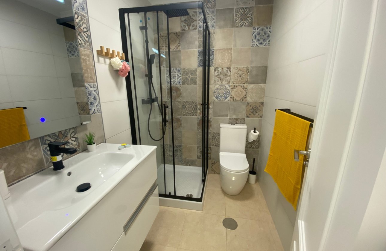 Revente - Town House -
San Miguel de Salinas - Inland