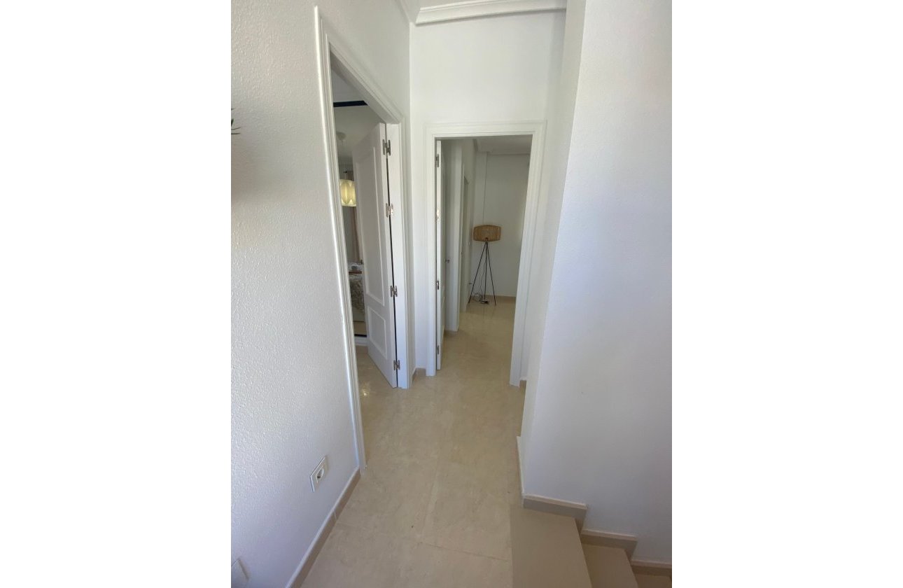 Revente - Town House -
San Miguel de Salinas - Inland