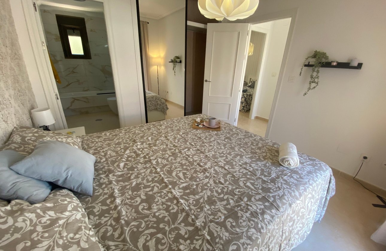 Revente - Town House -
San Miguel de Salinas - Inland