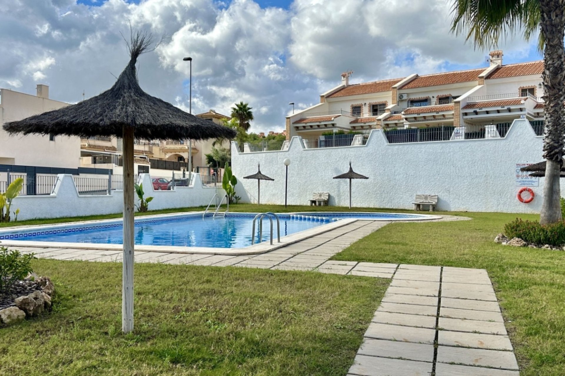 Revente - Town House -
San Miguel de Salinas - Inland