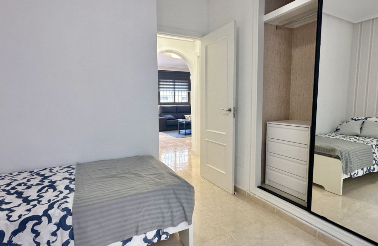 Revente - Town House -
San Miguel de Salinas - Inland