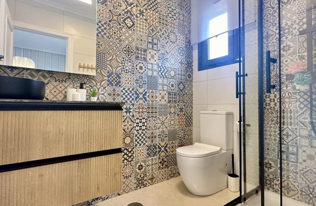 Revente - Town House -
San Miguel de Salinas - Inland