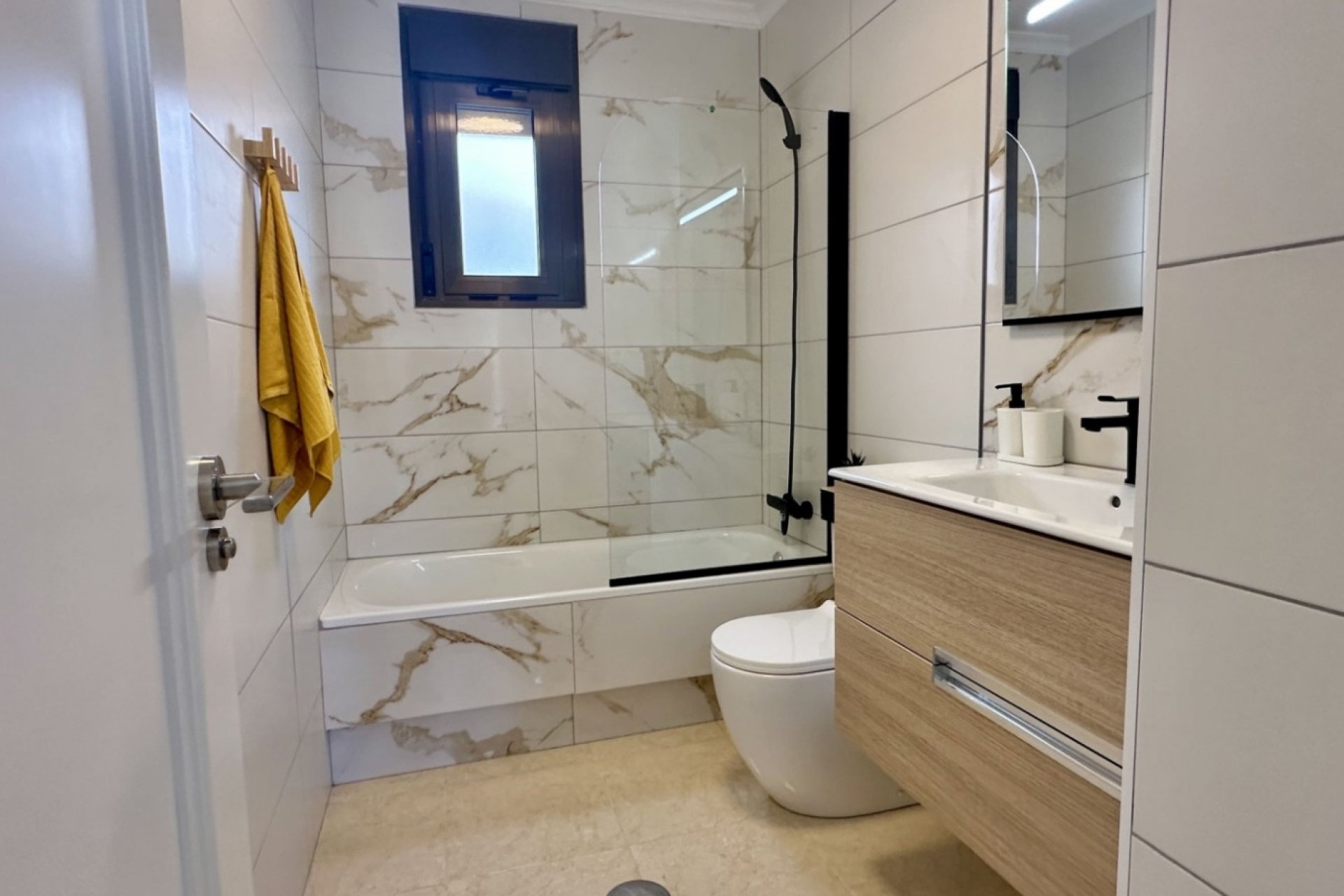 Revente - Town House -
San Miguel de Salinas - Inland