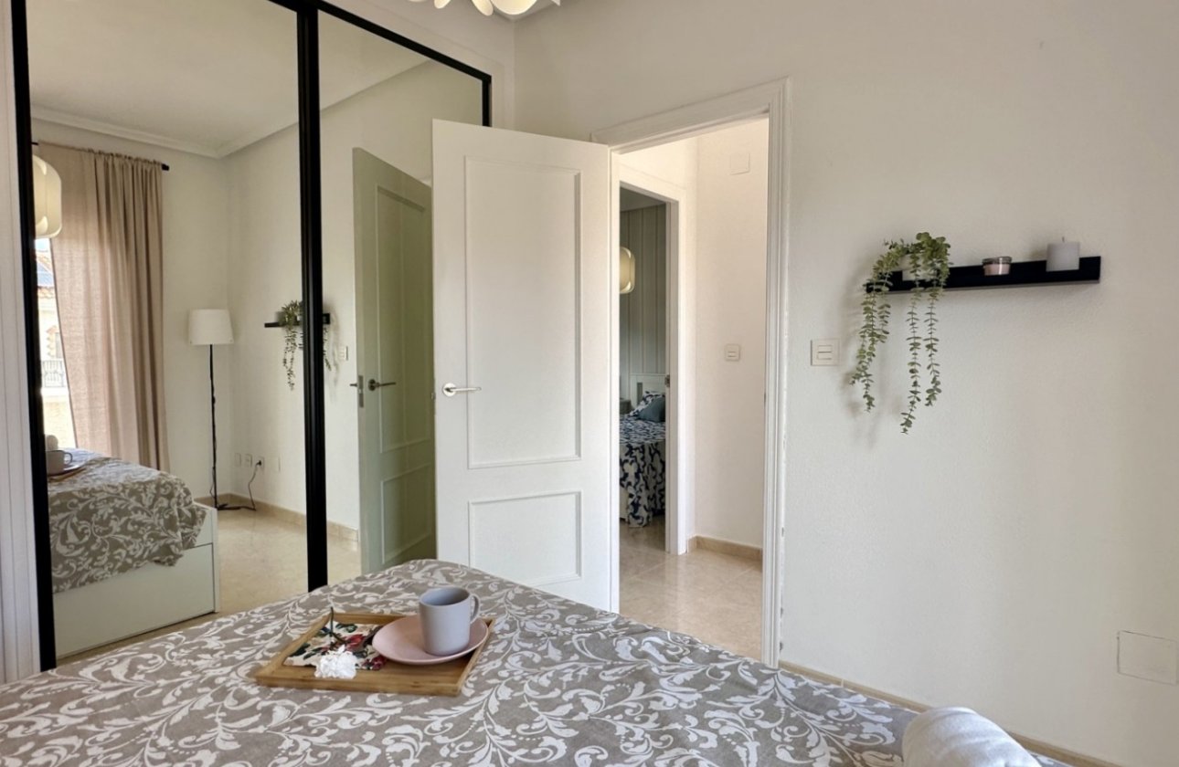 Revente - Town House -
San Miguel de Salinas - Inland