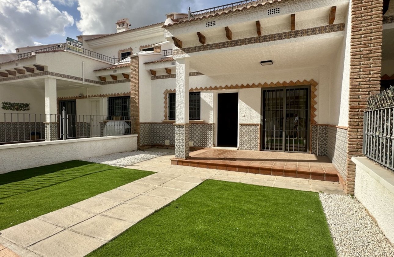 Revente - Town House -
San Miguel de Salinas - Inland
