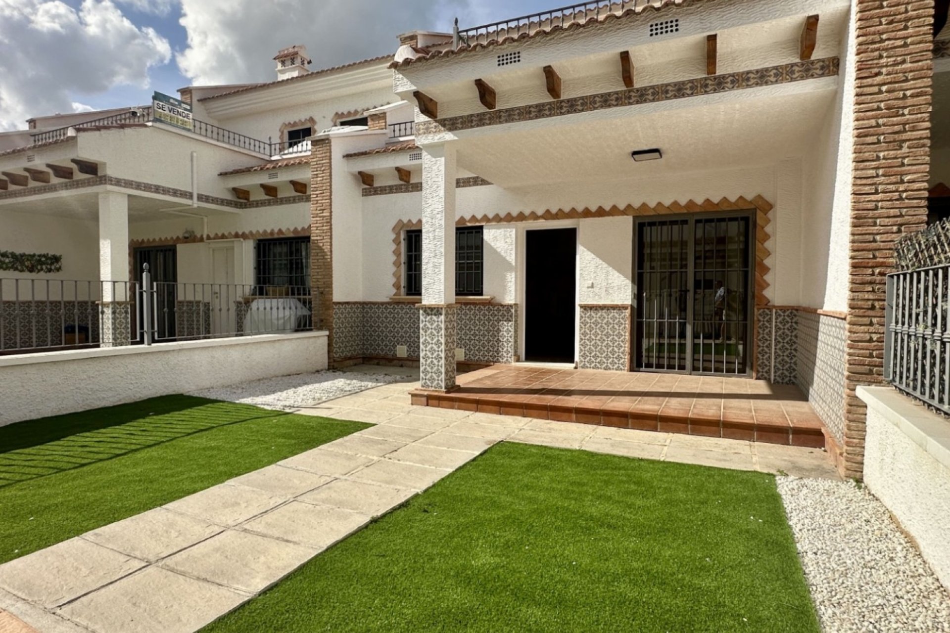 Revente - Town House -
San Miguel de Salinas - Inland
