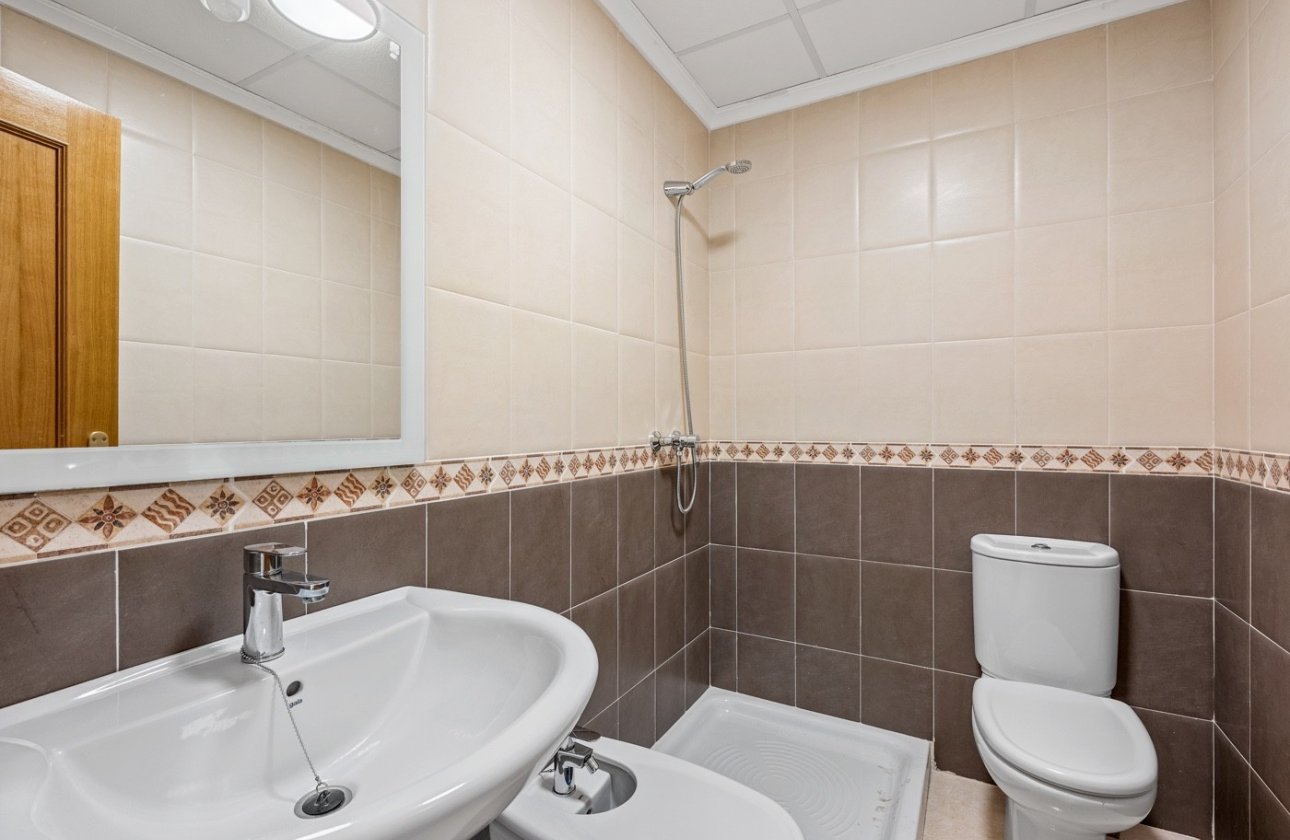 Revente - Town House -
San Miguel de Salinas - Inland