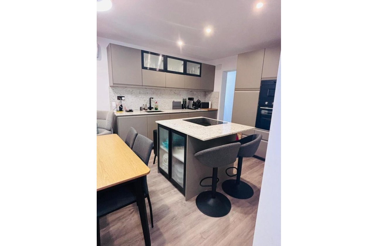 Revente - Town House -
San Miguel de Salinas - Inland