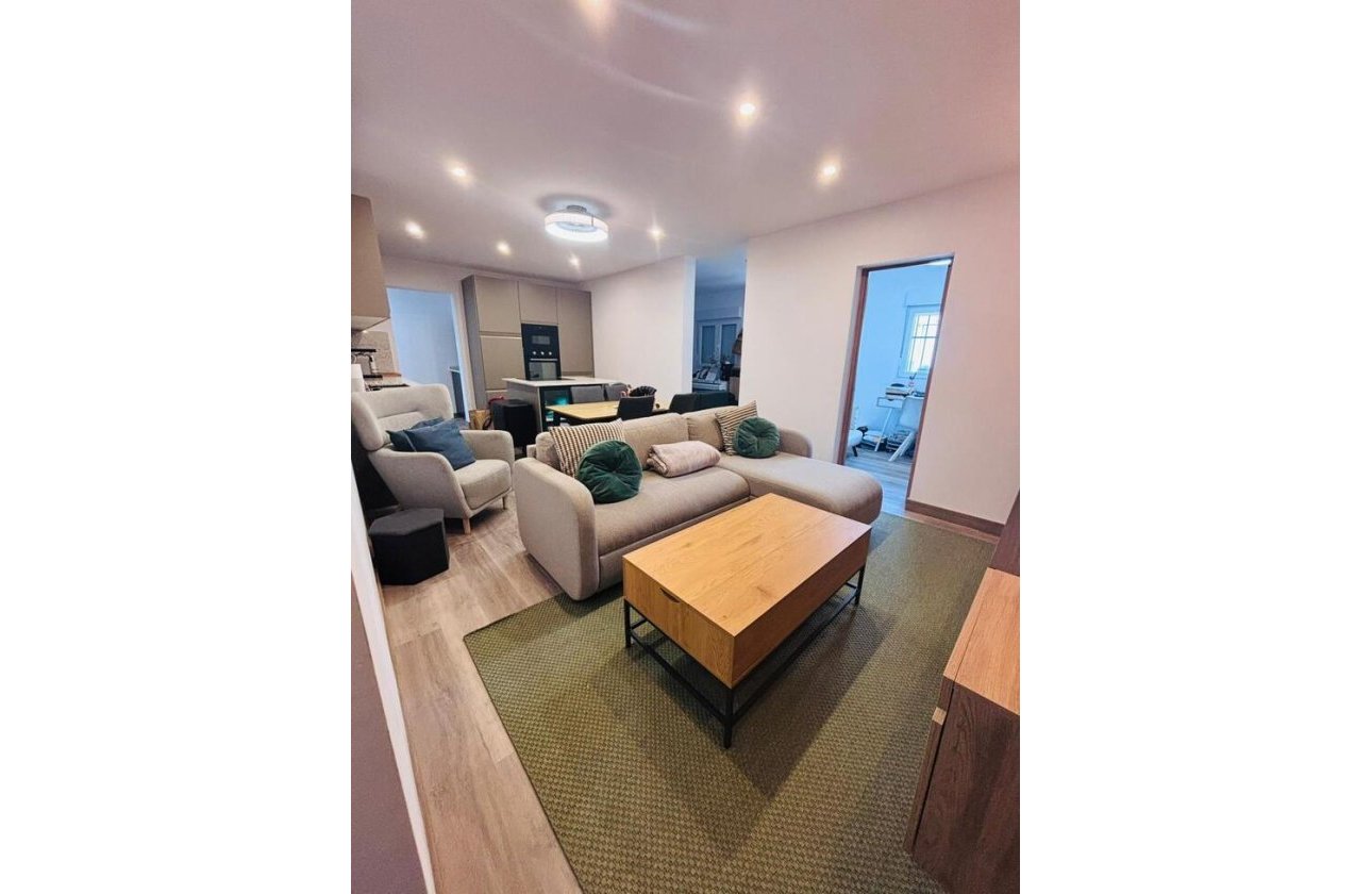 Revente - Town House -
San Miguel de Salinas - Inland