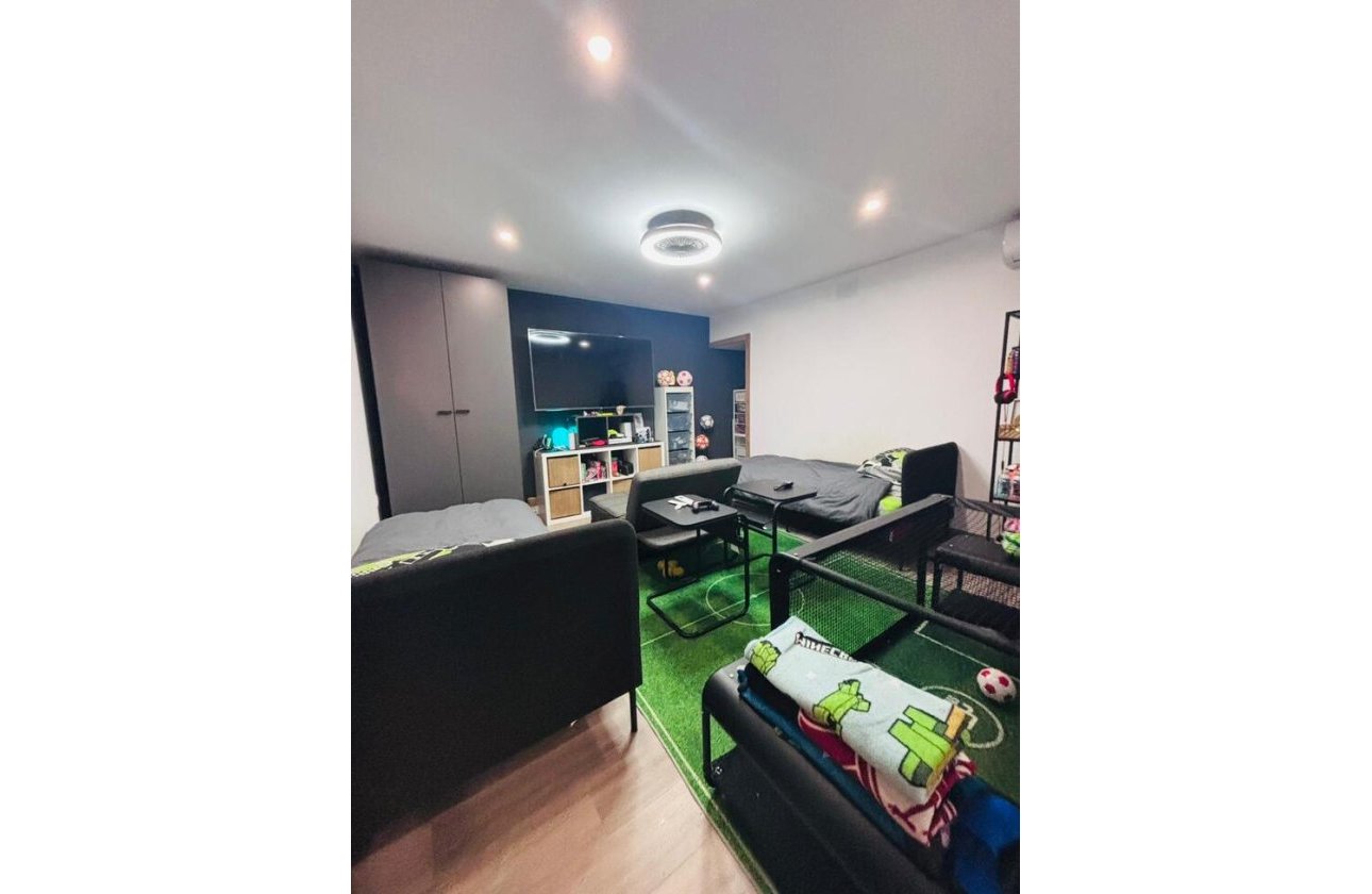 Revente - Town House -
San Miguel de Salinas - Inland