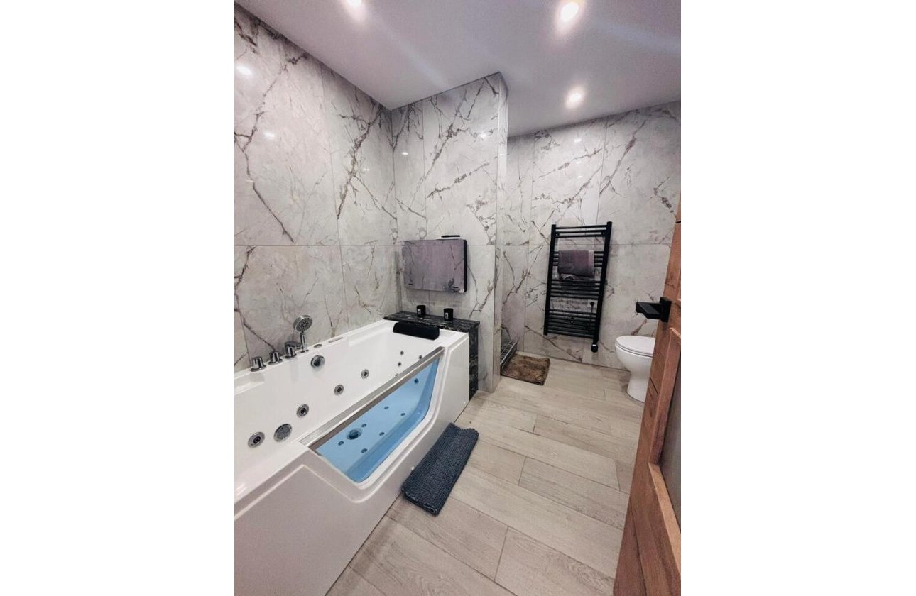 Revente - Town House -
San Miguel de Salinas - Inland