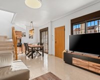 Revente - Town House -
San Miguel de Salinas - Inland