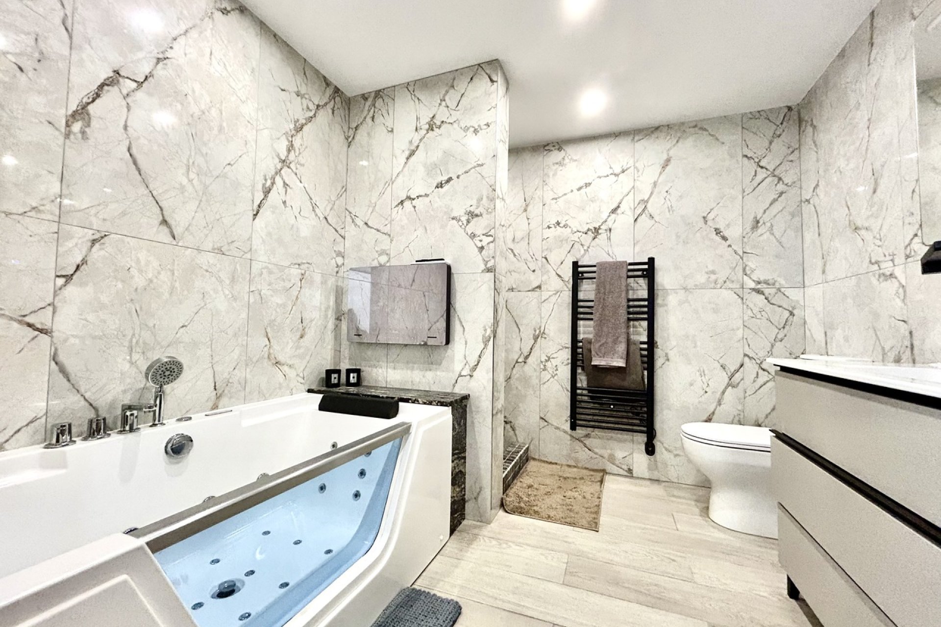 Revente - Town House -
San Miguel de Salinas - Inland