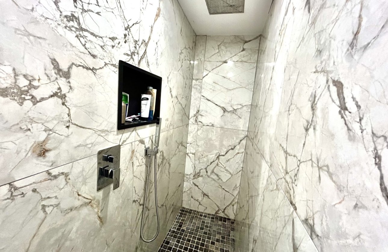 Revente - Town House -
San Miguel de Salinas - Inland