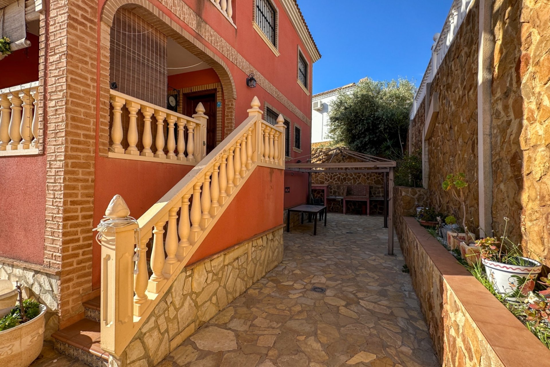 Revente - Town House -
San Miguel de Salinas - Inland