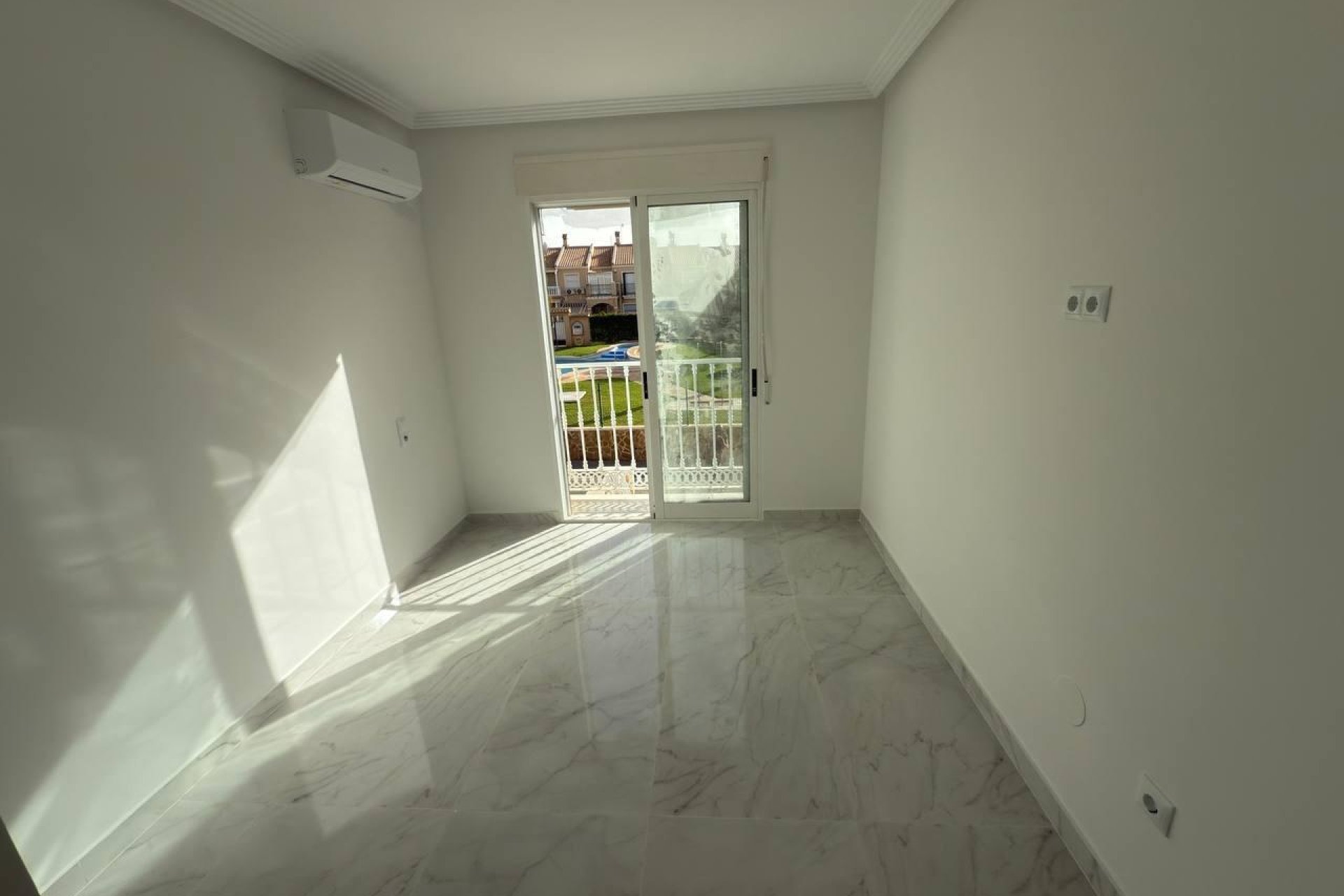 Revente - Town House -
Torrevieja - Aguas Nuevas