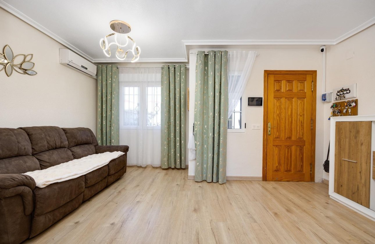 Revente - Town House -
Torrevieja - Aguas Nuevas