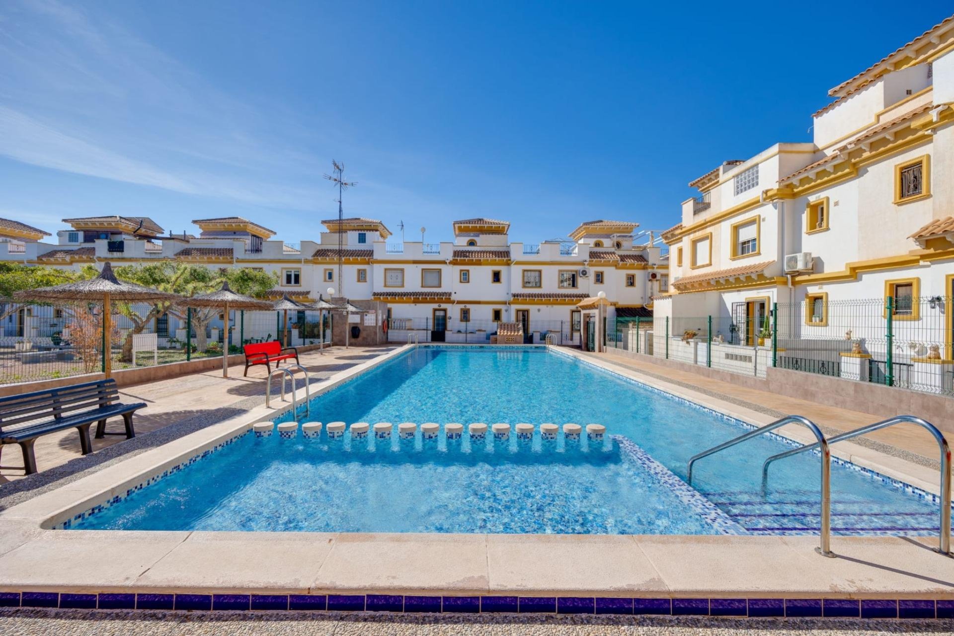 Revente - Town House -
Torrevieja - Aguas Nuevas