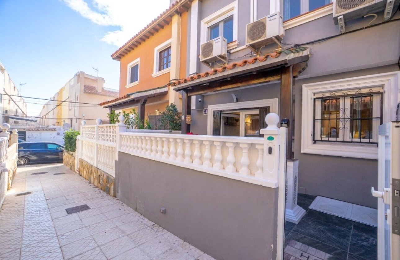 Revente - Town House -
Torrevieja - Cabo Cervera