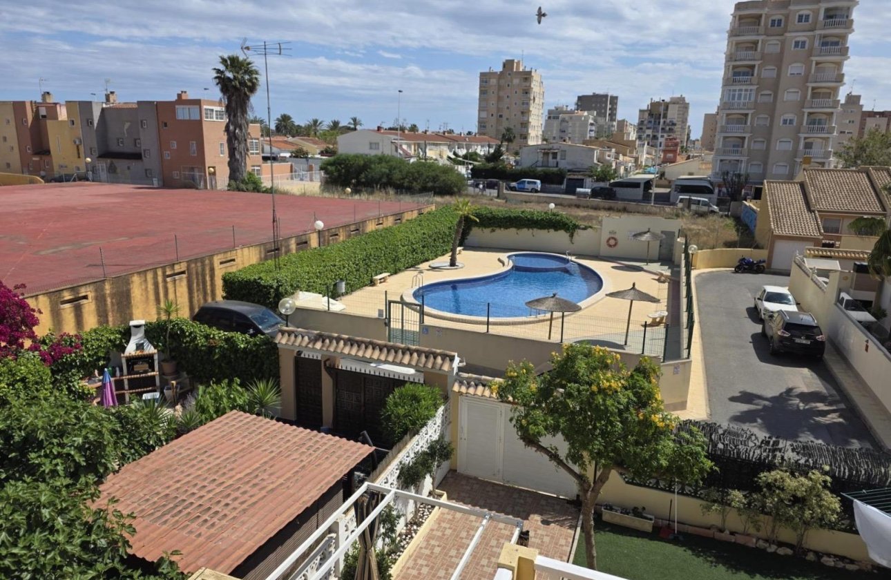 Revente - Town House -
Torrevieja - Calas Blanca