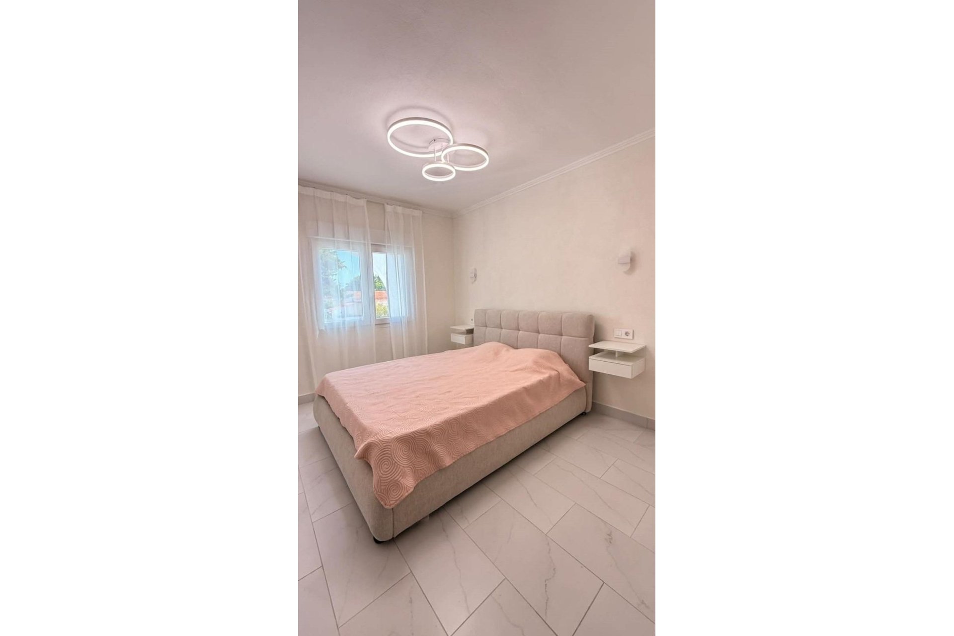 Revente - Town House -
Torrevieja - Calas Blanca