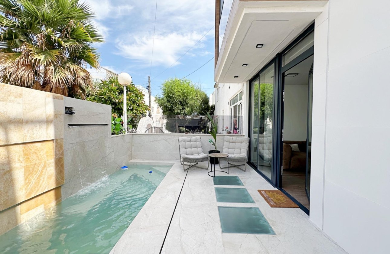 Revente - Town House -
Torrevieja - Calas Blanca