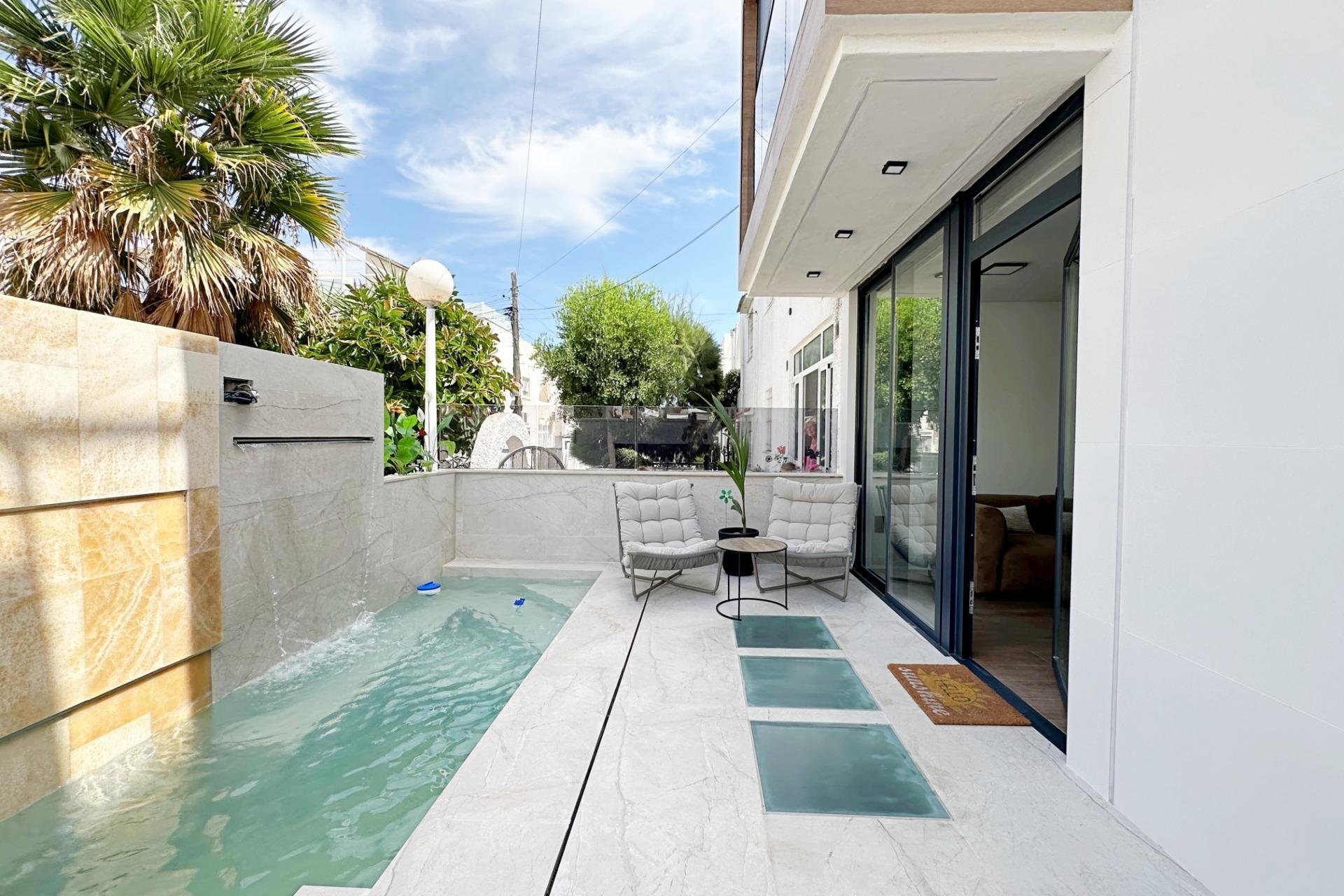 Revente - Town House -
Torrevieja - Calas Blanca