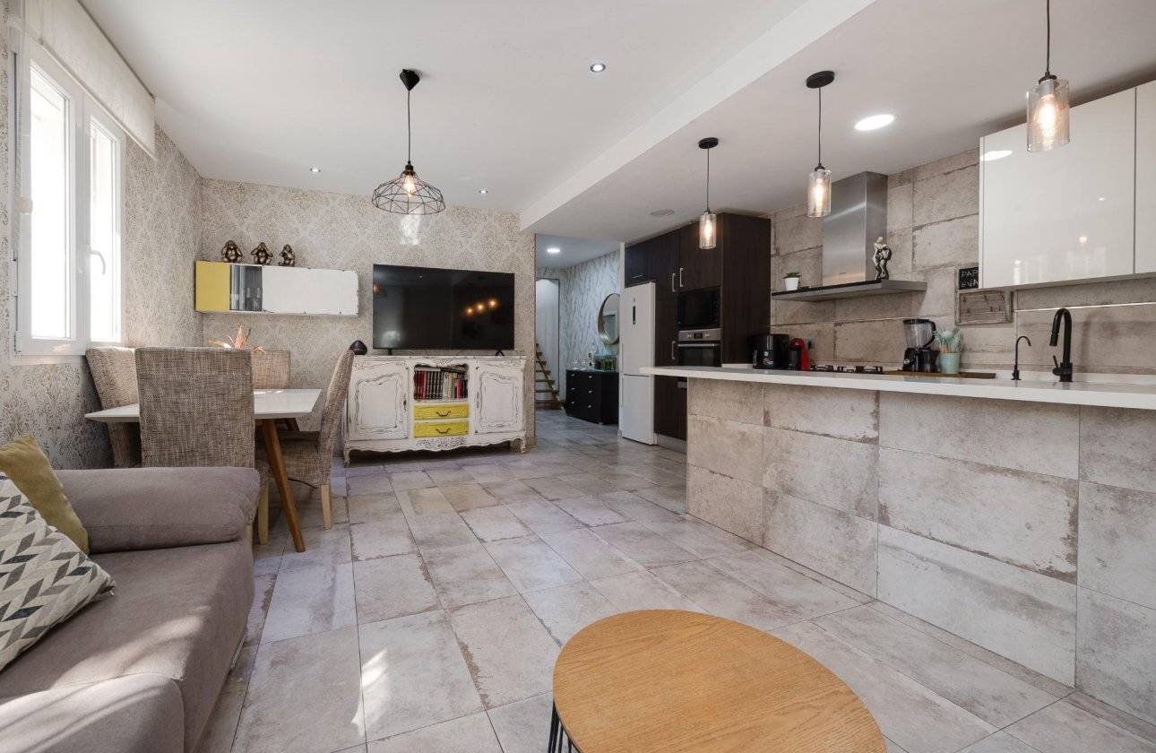 Revente - Town House -
Torrevieja - Centro