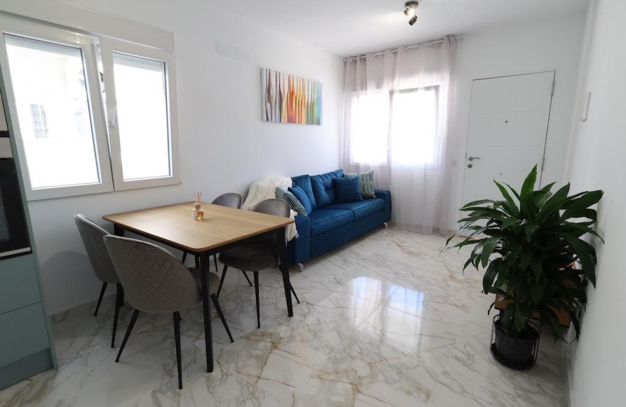 Revente - Town House -
Torrevieja - Costa Blanca