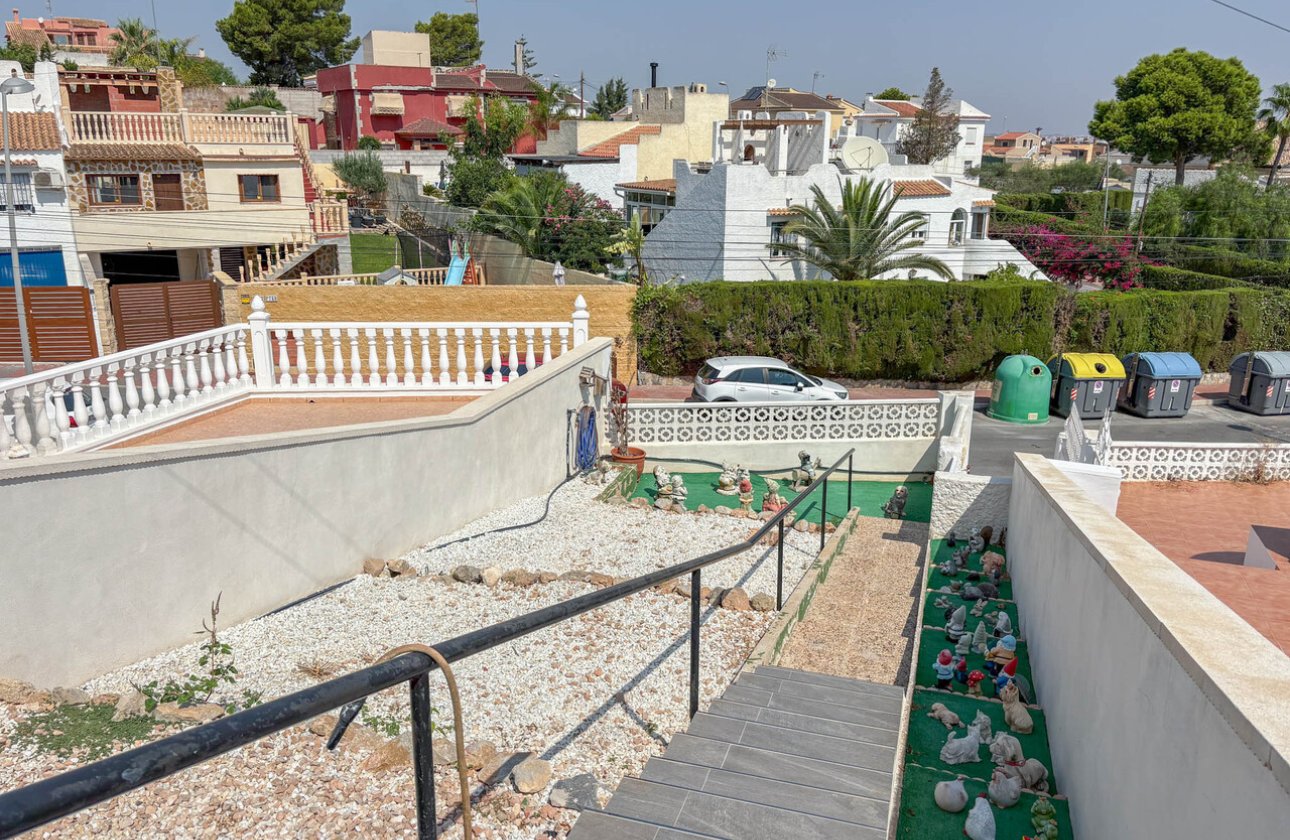 Revente - Town House -
Torrevieja - Costa Blanca