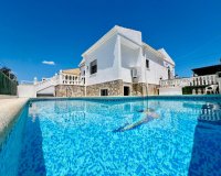 Revente - Town House -
Torrevieja - Costa Blanca