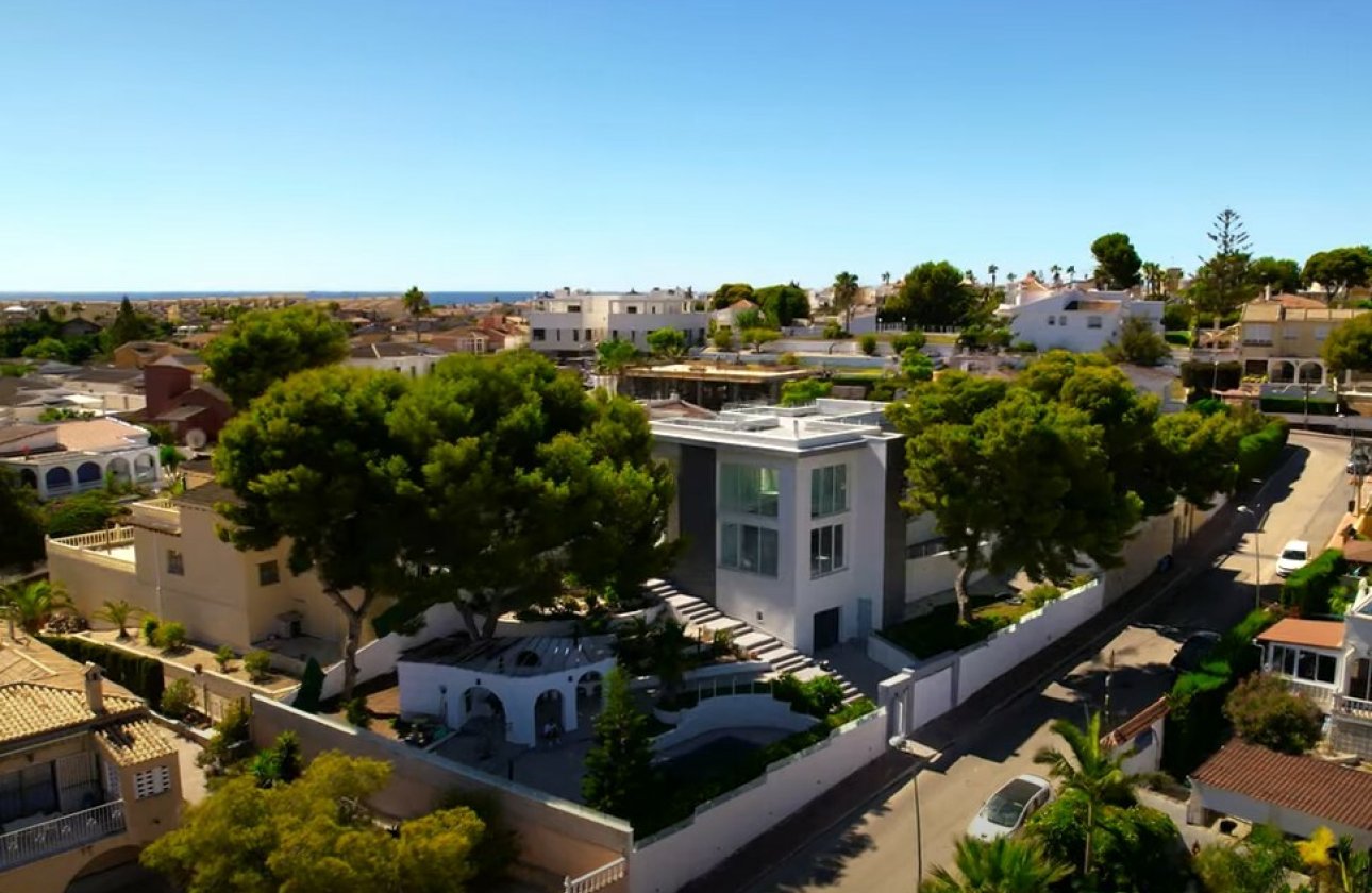 Revente - Town House -
Torrevieja - Costa Blanca