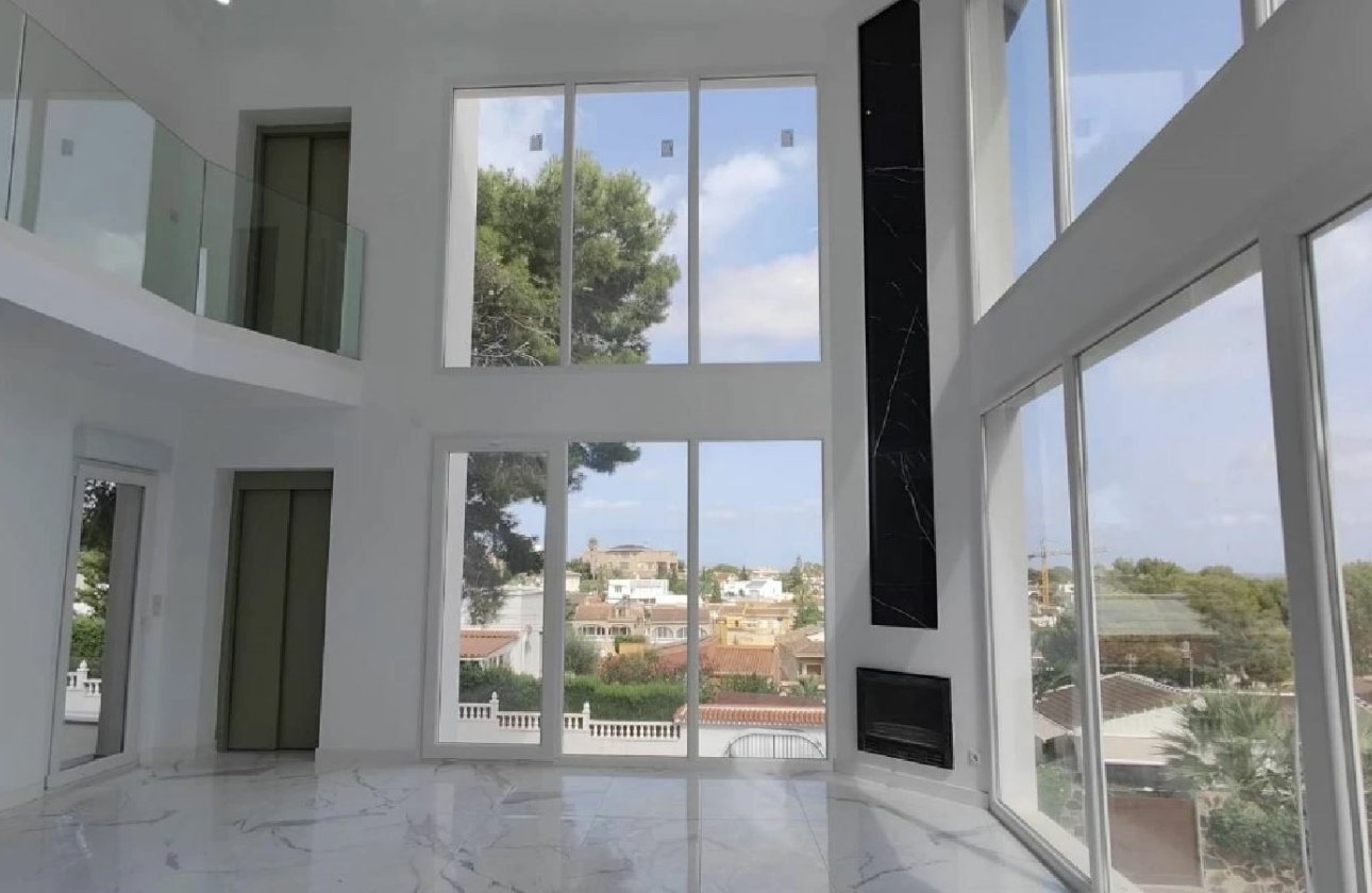 Revente - Town House -
Torrevieja - Costa Blanca