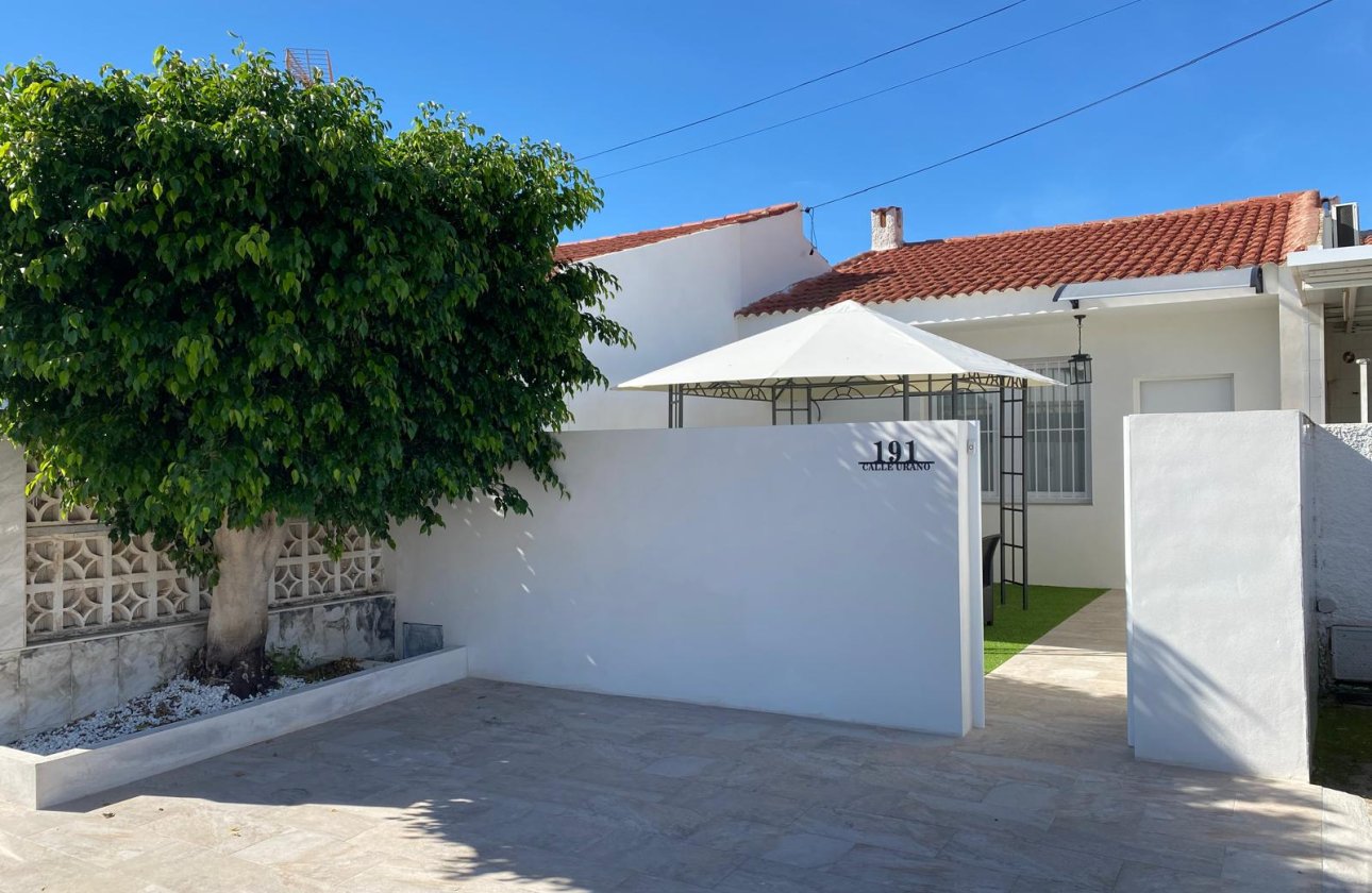 Revente - Town House -
Torrevieja - Costa Blanca