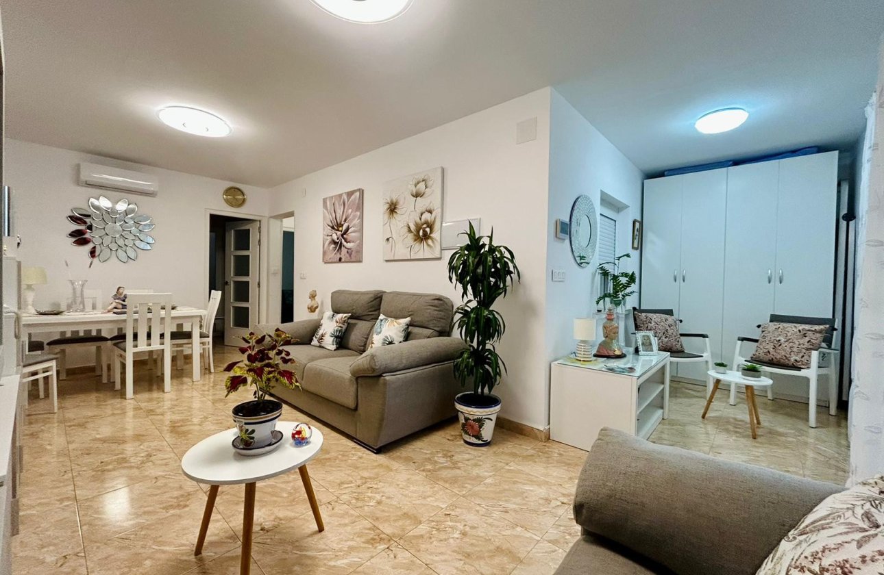 Revente - Town House -
Torrevieja - Costa Blanca