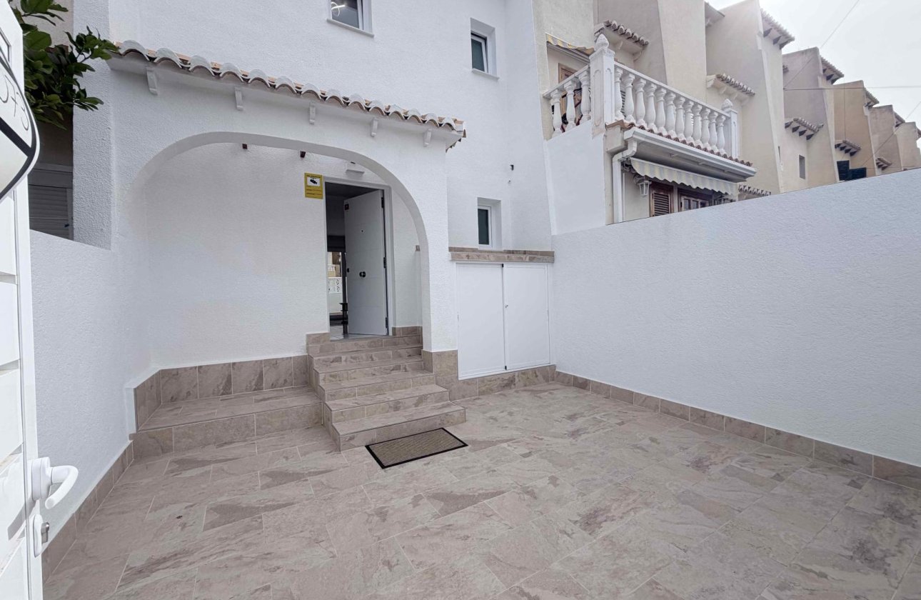 Revente - Town House -
Torrevieja - Costa Blanca