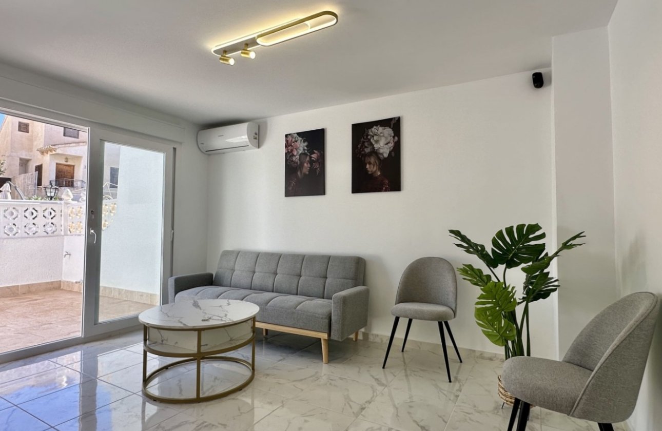 Revente - Town House -
Torrevieja - Costa Blanca