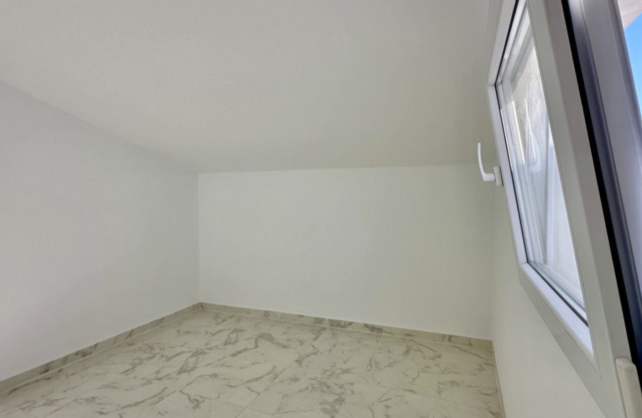 Revente - Town House -
Torrevieja - Costa Blanca