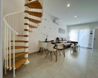 Revente - Town House -
Torrevieja - Costa Blanca