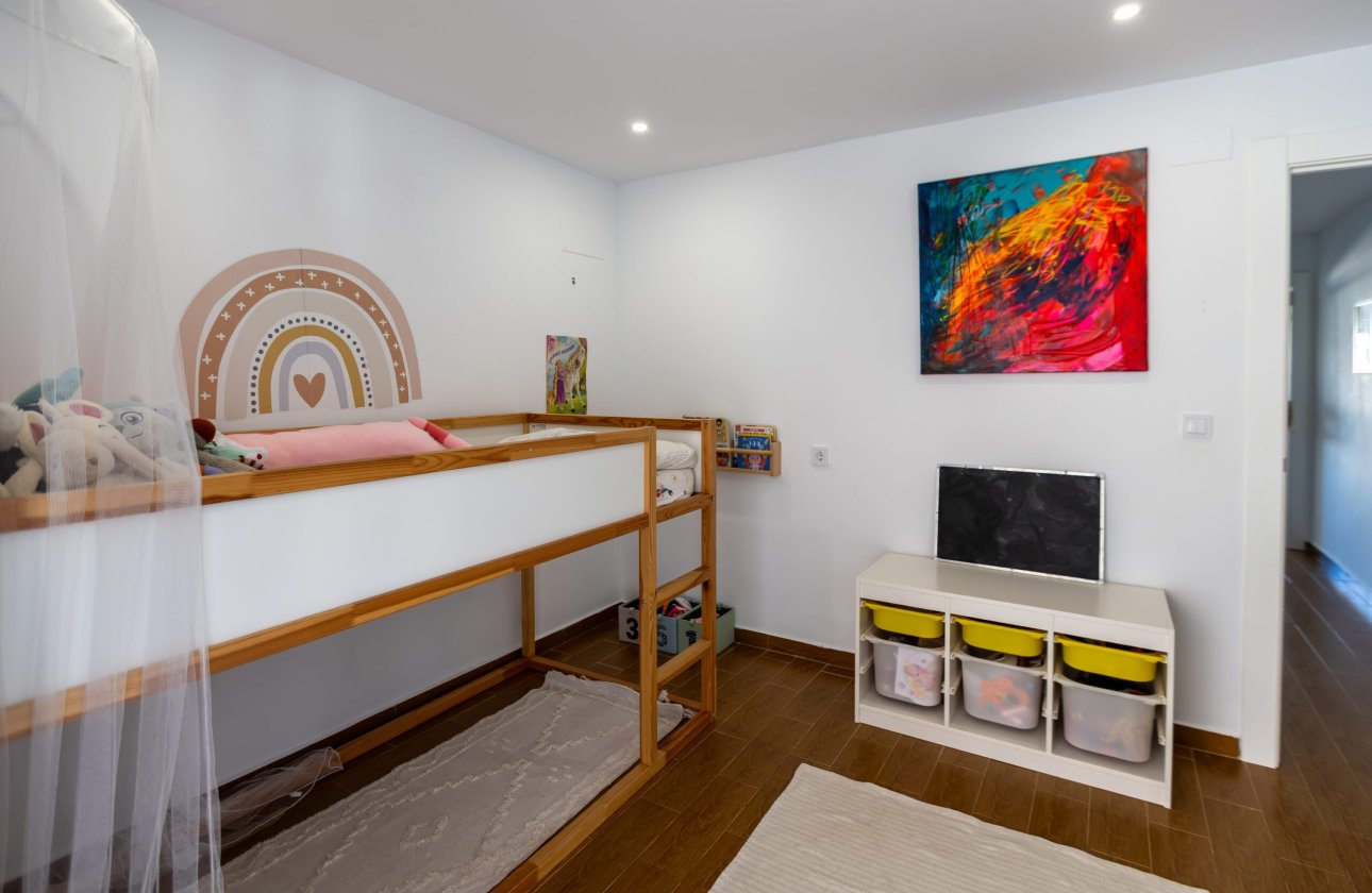 Revente - Town House -
Torrevieja - Costa Blanca