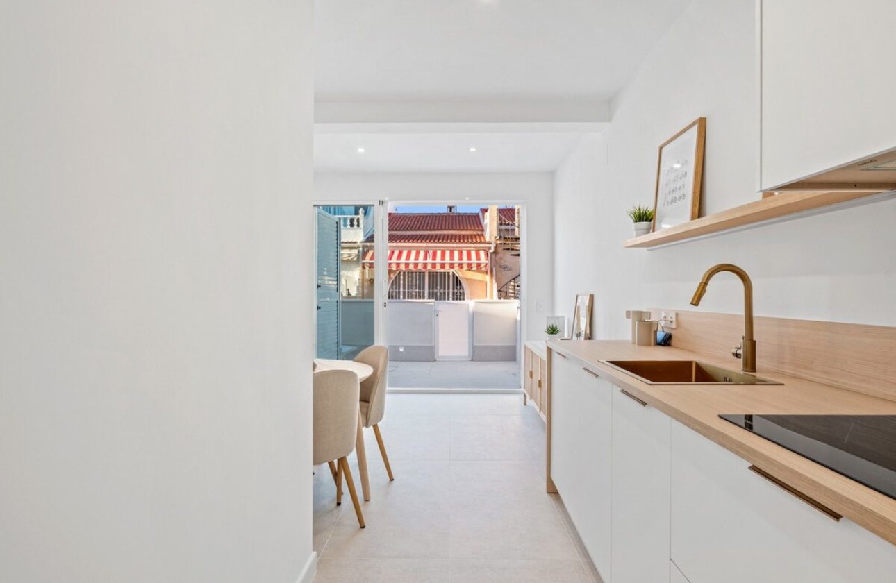 Revente - Town House -
Torrevieja - Costa Blanca