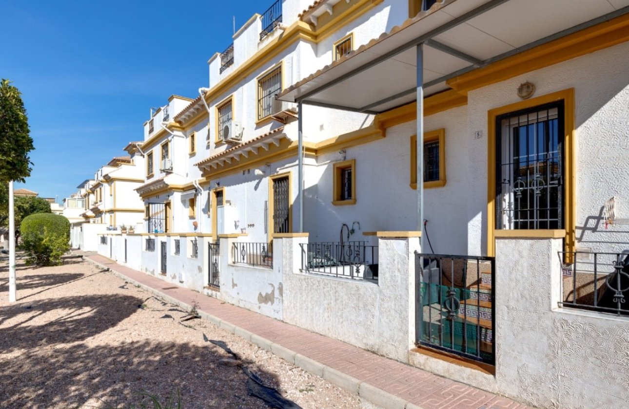 Revente - Town House -
Torrevieja - Costa Blanca