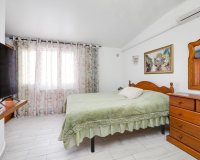 Revente - Town House -
Torrevieja - Costa Blanca