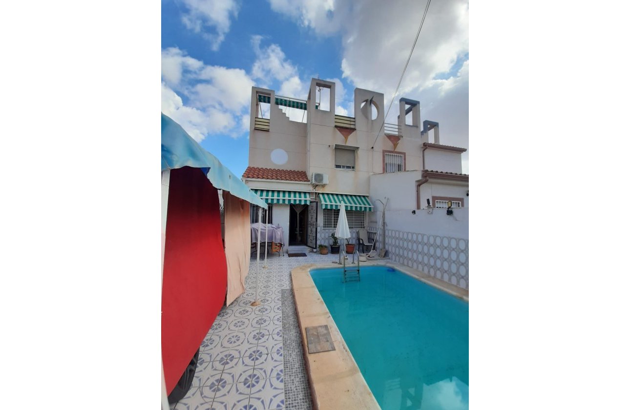 Revente - Town House -
Torrevieja - Costa Blanca