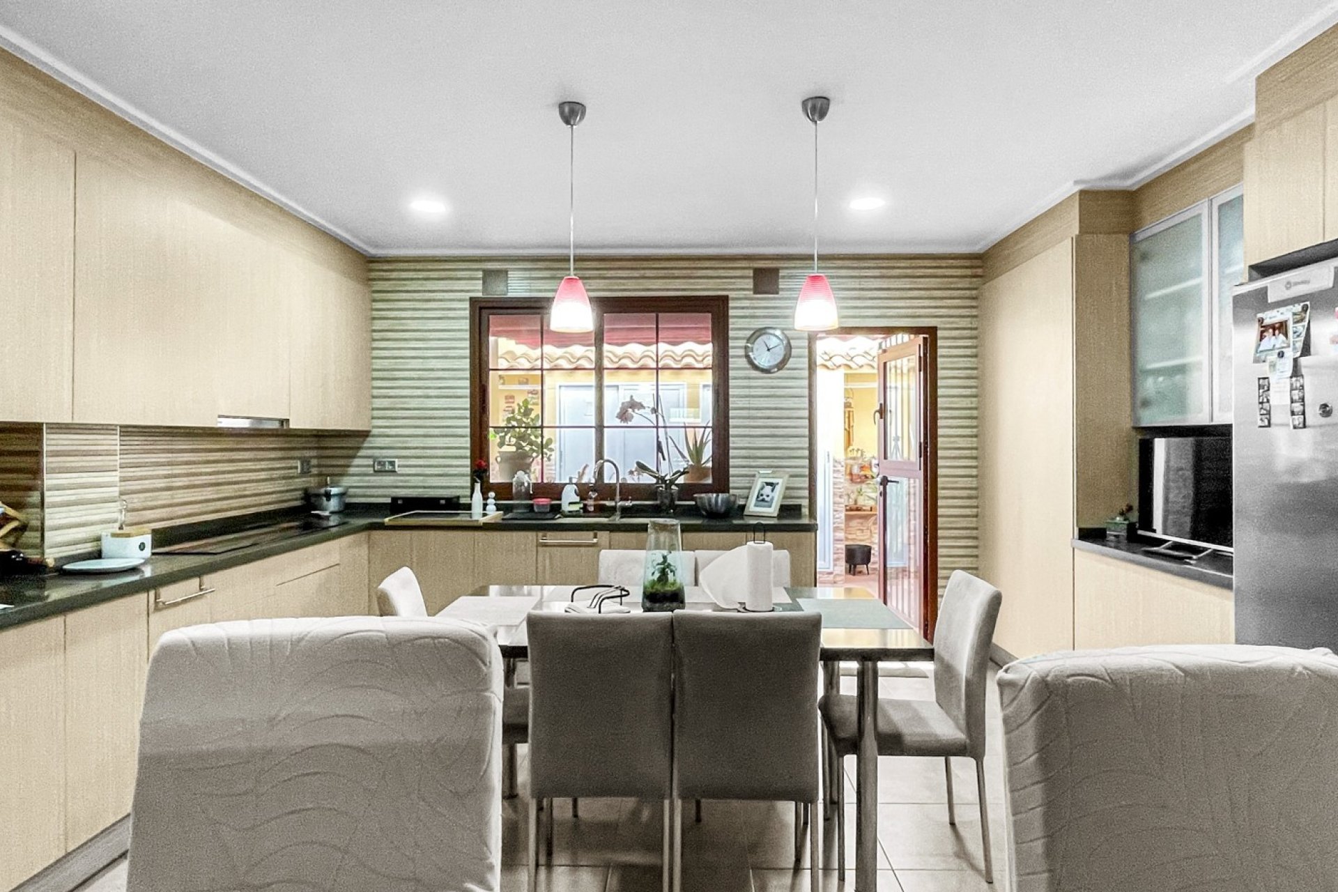 Revente - Town House -
Torrevieja - Costa Blanca