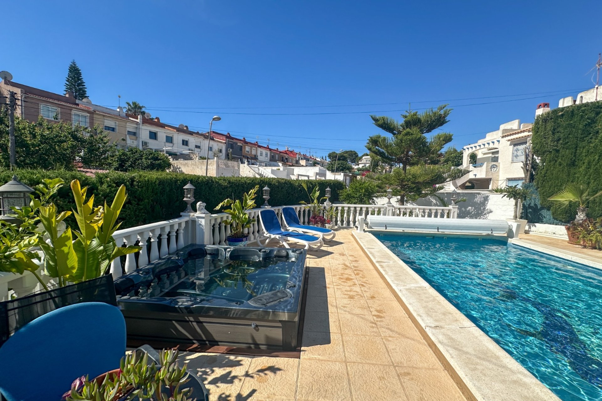 Revente - Town House -
Torrevieja - Costa Blanca