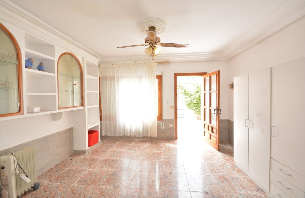 Revente - Town House -
Torrevieja - Costa Blanca